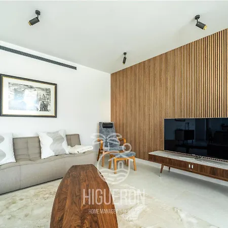 Apartamento Higueronrentals Casa Leia *